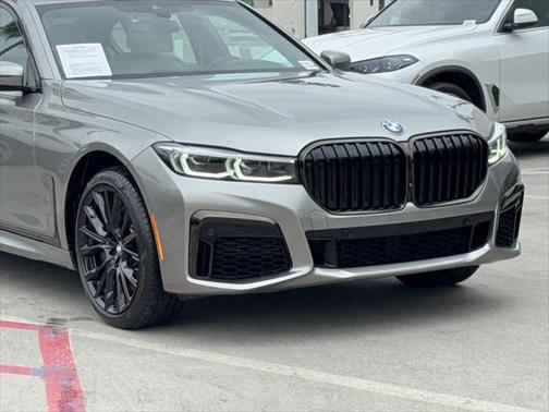 2021 BMW 740 740i