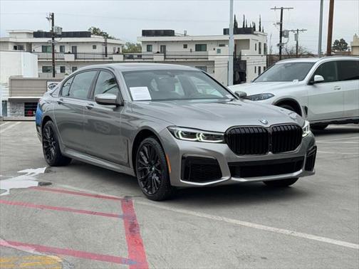 2021 BMW 740 740i