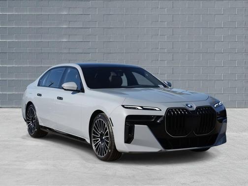 2024 BMW 740 740i Sedan