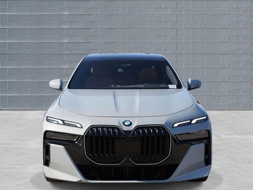 2024 BMW 740 740i Sedan