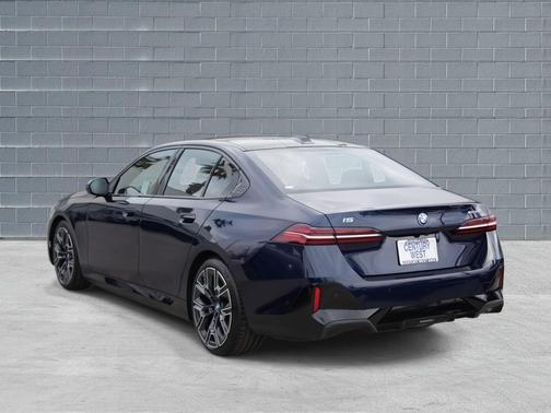 2025 BMW i5 xDrive40