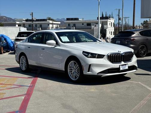2024 BMW 530 i