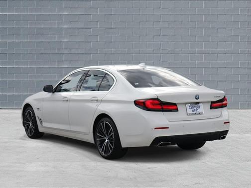2023 BMW 530e Base