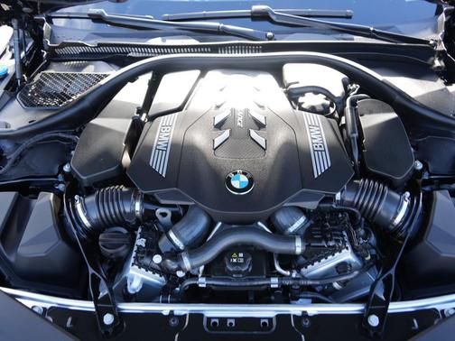 2023 BMW M850 xDrive