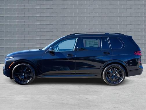 2026 BMW X7 M60i