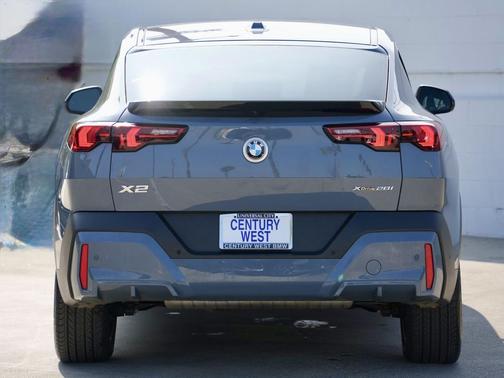2025 BMW X2 xDrive28i