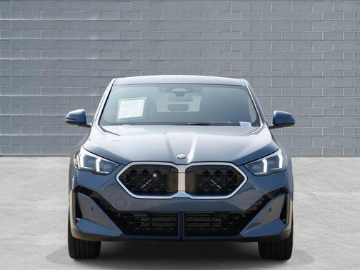 2025 BMW X2 xDrive28i