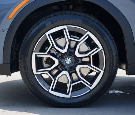 2025 BMW X2 xDrive28i