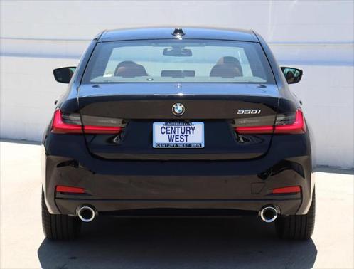 2025 BMW 330 i