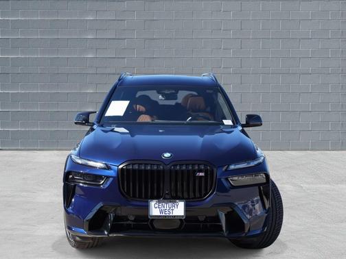 2025 BMW X7 M60i