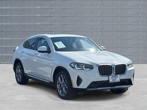 2025 BMW X4 xDrive30i