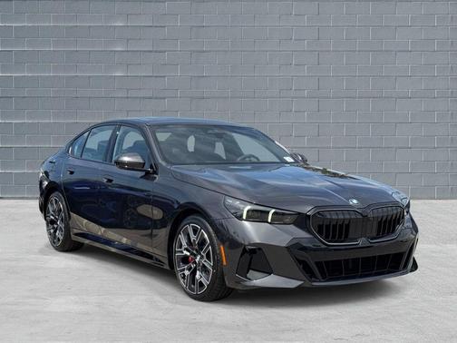 Dark Graphite Metallic 2026 BMW 530 530i