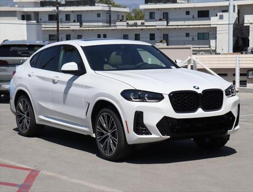 2025 BMW X4 xDrive30i