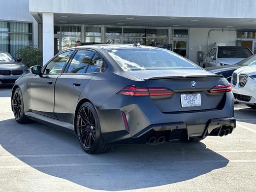 2025 BMW M5 Base