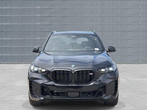 Black Sapphire Metallic 2026 BMW X5 M60i