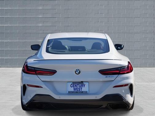 2026 BMW 840 i
