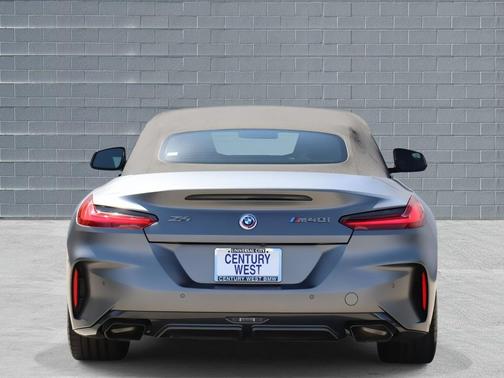 2022 BMW Z4 M40i