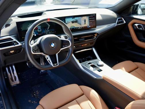 2025 BMW M240 i