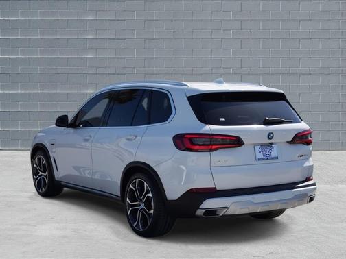 2023 BMW X5 PHEV xDrive45e