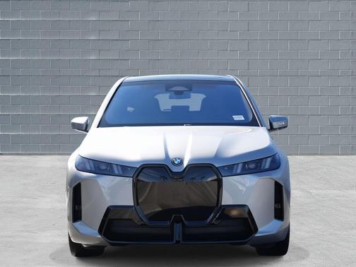 2026 BMW iX xDrive45