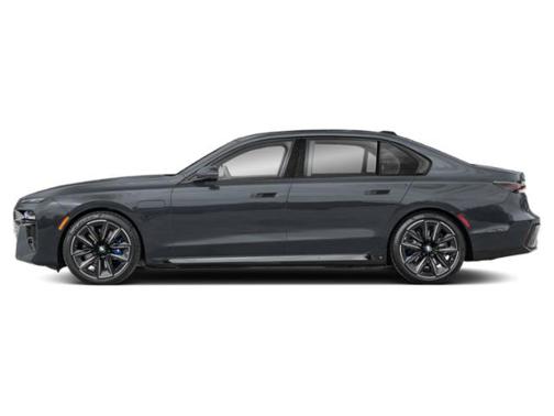 2026 BMW 750e i xDrive