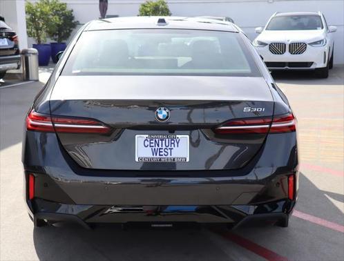 2025 BMW 530 i