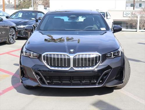 2025 BMW 530 i