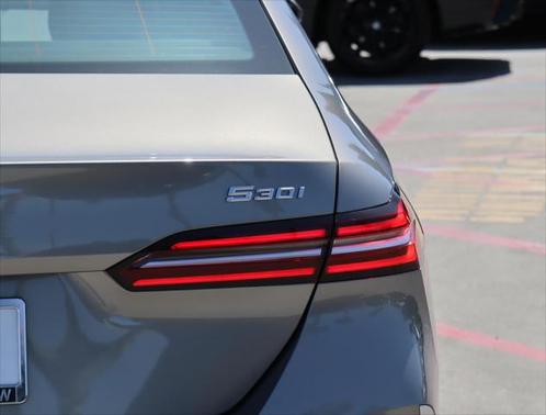 2024 BMW 530 i xDrive
