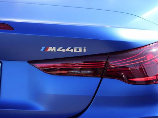 2025 BMW M440 i xDrive