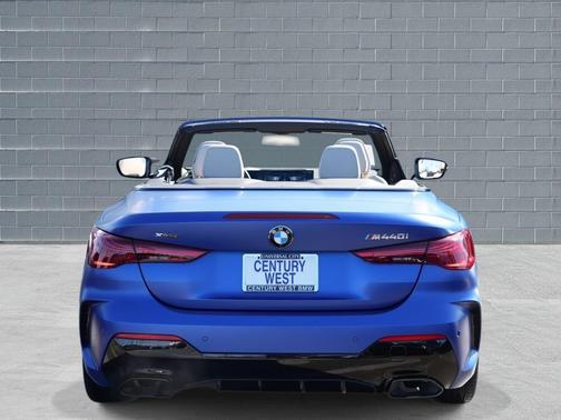 2025 BMW M440 i xDrive