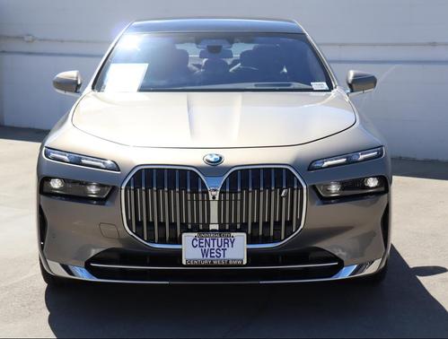 2025 BMW i7 xDrive60