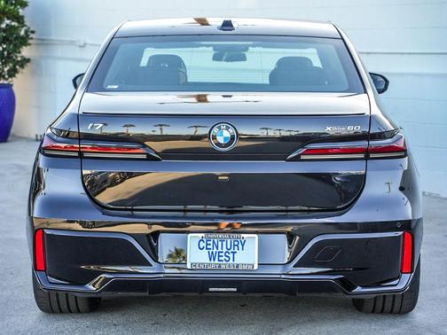 2026 BMW i7 xDrive60