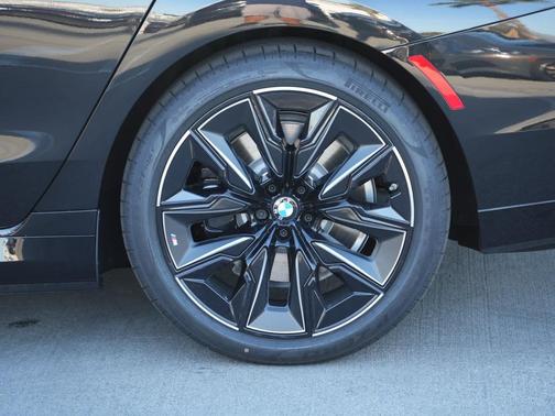 2026 BMW i7 xDrive60