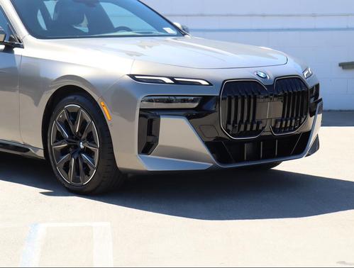 2026 BMW 740 i