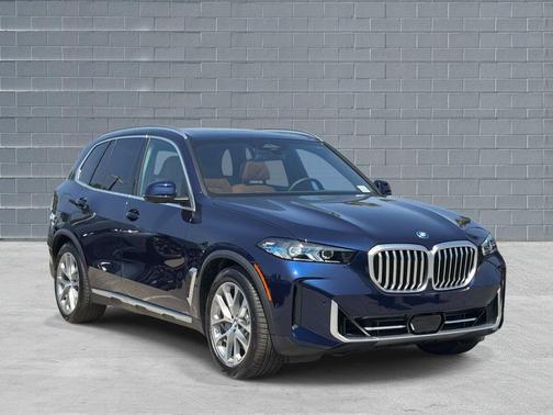Tanzanite Blue II Metallic 2026 BMW X5 PHEV xDrive50e