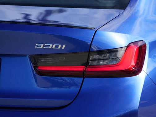 2026 BMW 330 330i