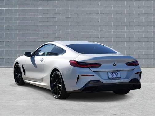 2022 BMW 840 i
