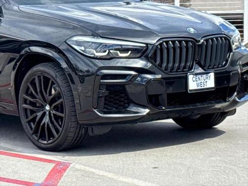 2023 BMW X6 xDrive40i