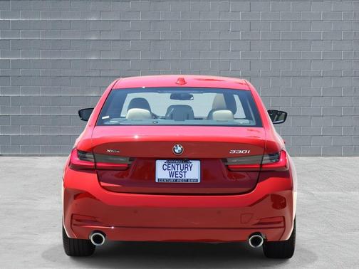 2024 BMW 330 i xDrive