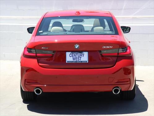 2024 BMW 330 i xDrive