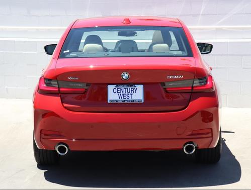 2024 BMW 330 i xDrive