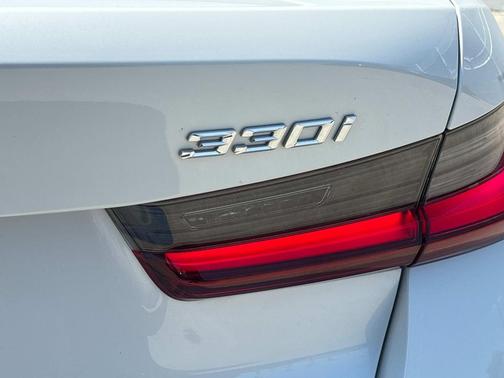 2023 BMW 330 xDrive