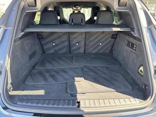 2025 BMW iX xDrive50