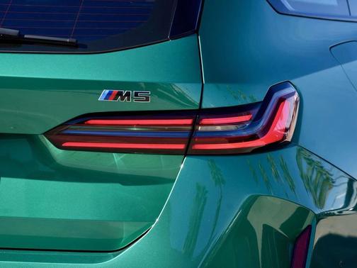 2025 BMW M5 Base