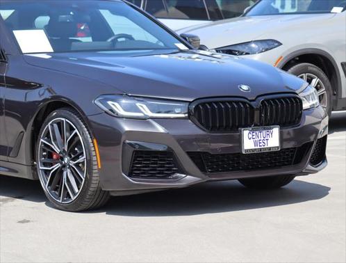 2022 BMW 540 i