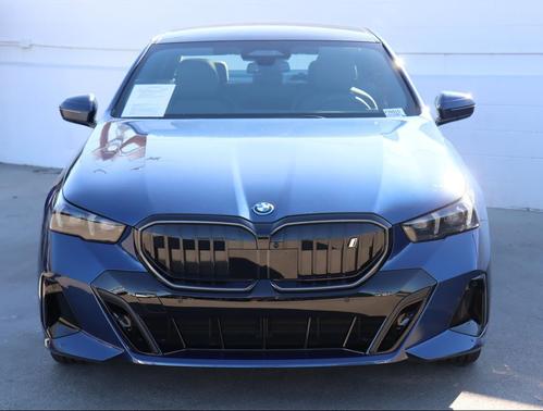 2025 BMW i5 xDrive40