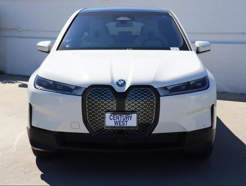 2025 BMW iX xDrive50