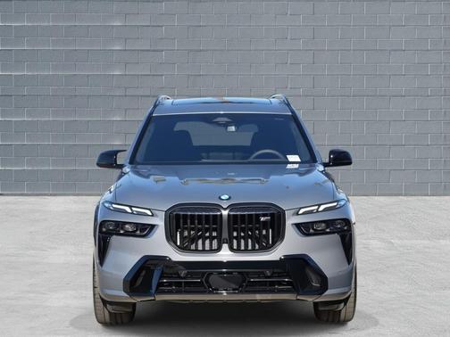 2026 BMW X7 M60i