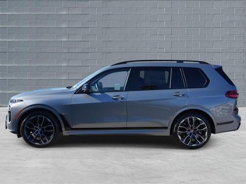 2026 BMW X7 M60i