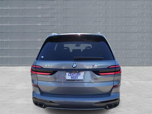 2026 BMW X7 M60i